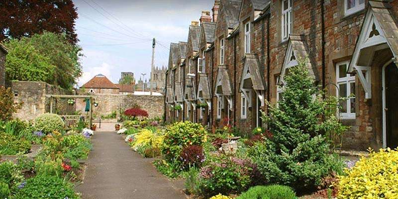 wells almshouses